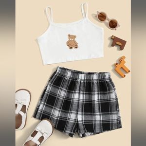 SHEIN Girls Cartoon Graphic Cami Top & Plaid Shorts Set